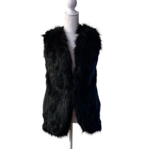 Debby Collection Black Faux Fur Vest Women’s S | Sleek Layering Winter Glam
